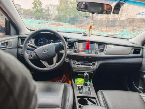 Hyundai Mistra