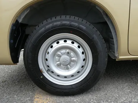 Toyota TownAce Van