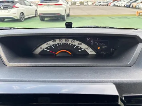 Toyota Pixis Mega