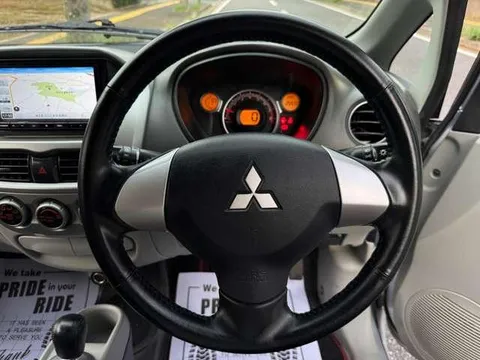 Mitsubishi I