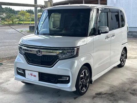 Honda N-BOX Custom