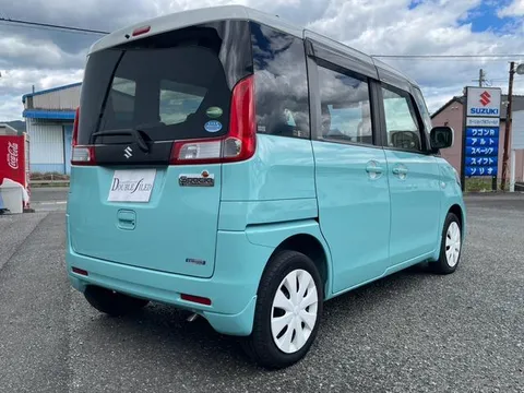 Suzuki Spacia