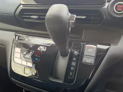 Mitsubishi eK X