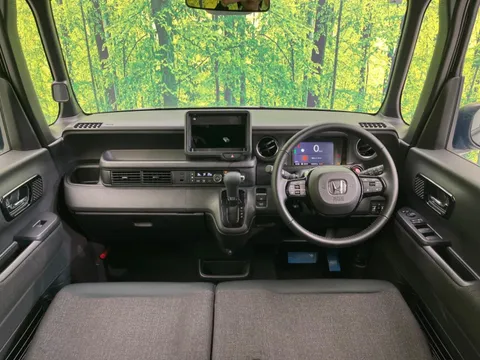 Honda N-BOX Custom