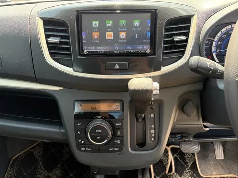 Suzuki Wagon R Stingray