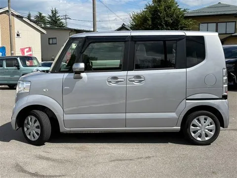 Honda N-BOX Plus