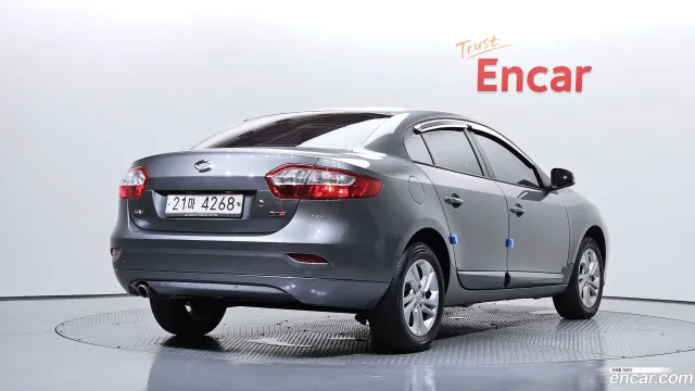 Renault SM3