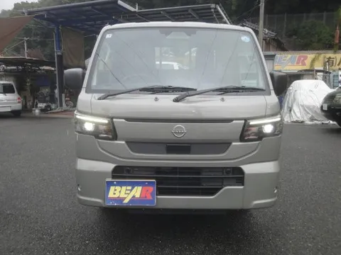 Nissan Clipper Truck