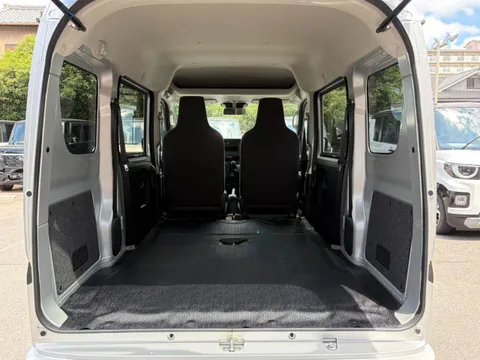 Mitsubishi Minicab Van