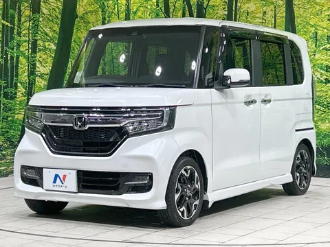 Honda N-BOX Custom