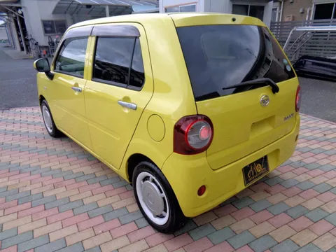 Daihatsu Mira Tocot