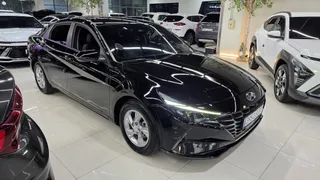 Hyundai Elantra (Avante)