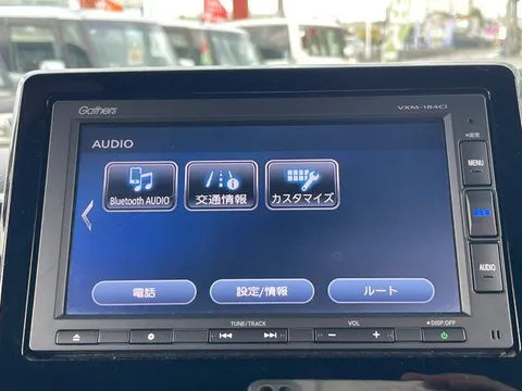 Honda N-BOX Custom