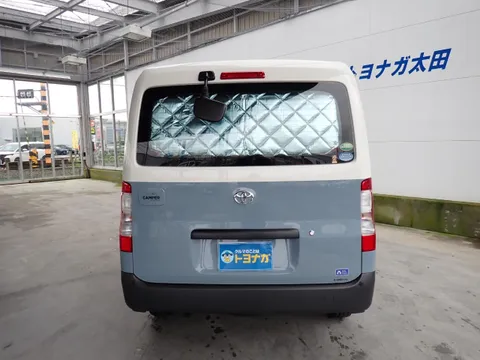 Toyota TownAce Van