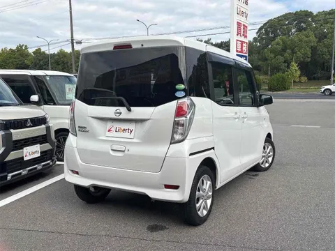 Nissan Dayz Roox