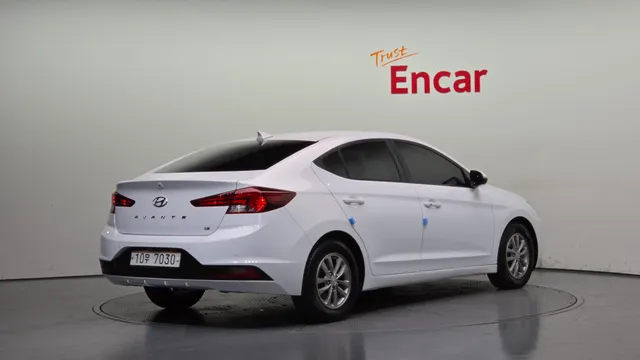 Hyundai Elantra (Avante)