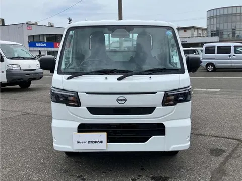 Nissan Clipper Truck