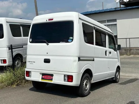 Mitsubishi Minicab Van