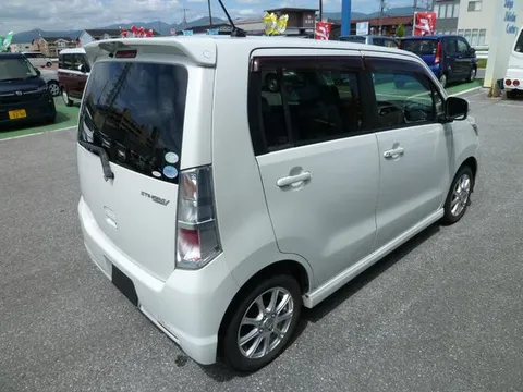Suzuki Wagon R Stingray