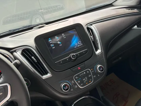 Chevrolet Malibu XL