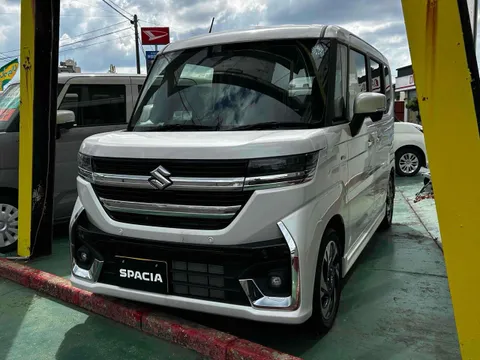 Suzuki Spacia Custom