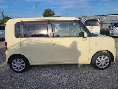 Daihatsu Move Conte