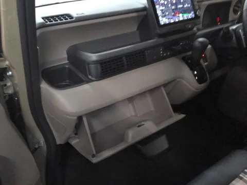 Honda N-BOX Joy