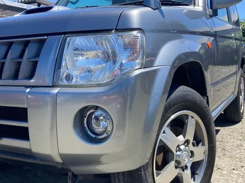 Nissan KIX
