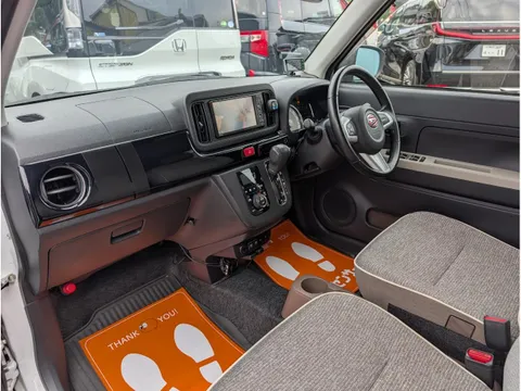 Daihatsu Mira Tocot