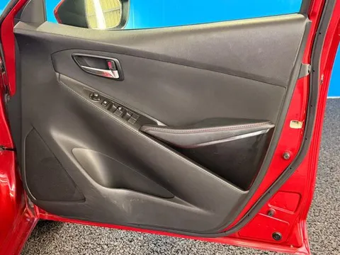 Mazda Mazda2 (Demio)