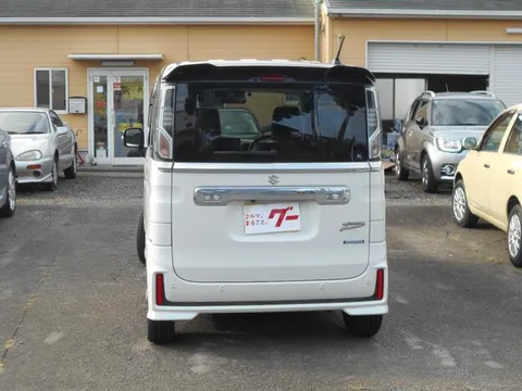 Suzuki Spacia Custom