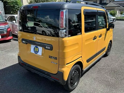 Suzuki Spacia Gear