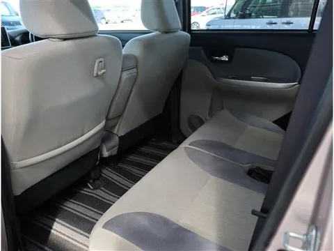 Toyota Pixis Joy