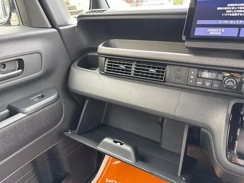 Honda N-BOX Joy