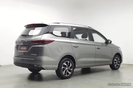 Baojun 360