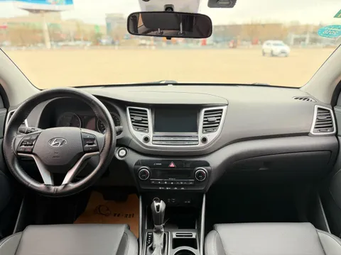 Hyundai Tucson