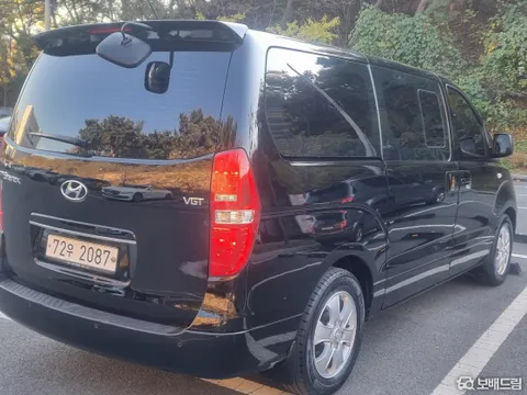 Hyundai Grand Starex