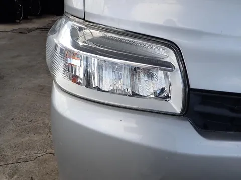Toyota TownAce Van