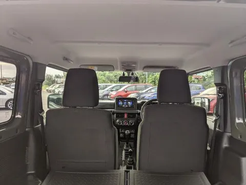 Suzuki Jimny Sierra