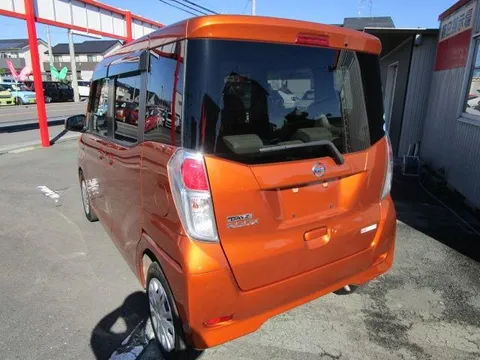 Nissan Dayz Roox