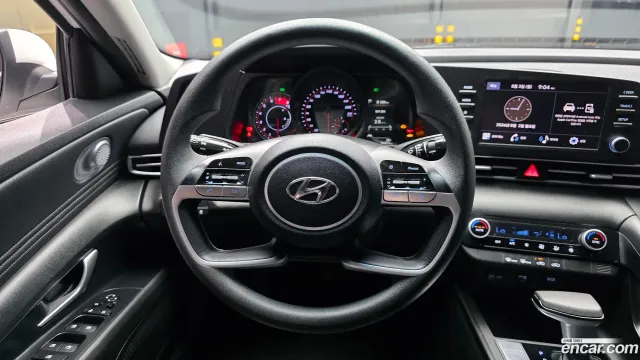 Hyundai Elantra (Avante)
