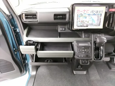 Suzuki Spacia Gear