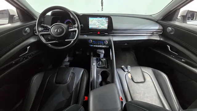 Hyundai Elantra (Avante)