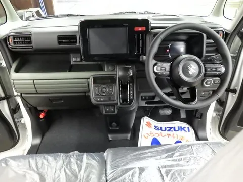 Suzuki Spacia Gear