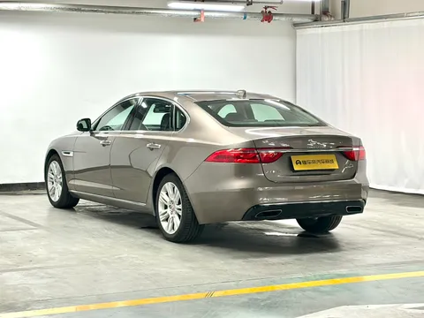 Jaguar XFL