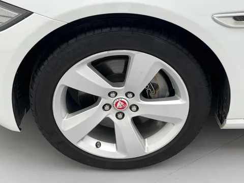 Jaguar XFL