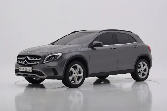 Mercedes-Benz GLA-Class