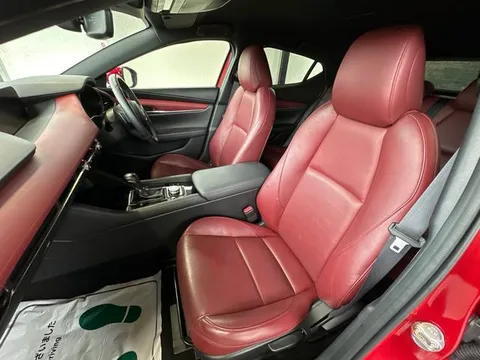 Mazda MAZDA3 Fastback