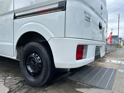 Nissan Clipper