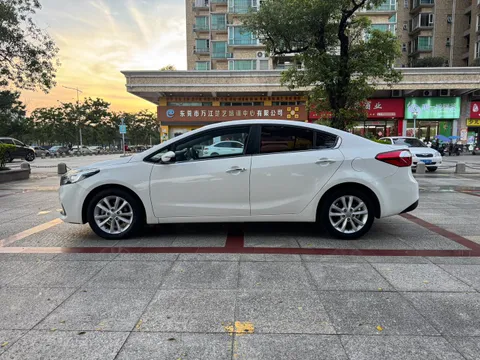Kia Cerato (K3)